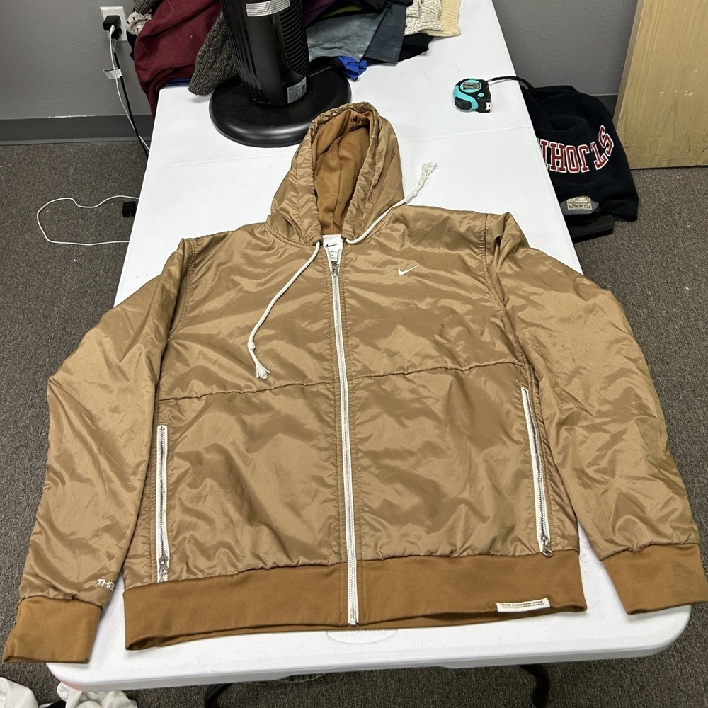 Nike Therma-FIT Jacket Mens Medium Tan Full Zip Hooded Fleece Lined Windbreaker